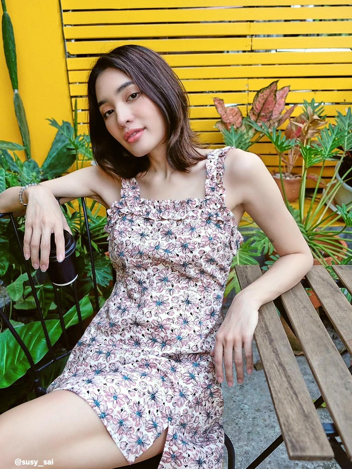 Frill Hem Floral Mini Dress - White