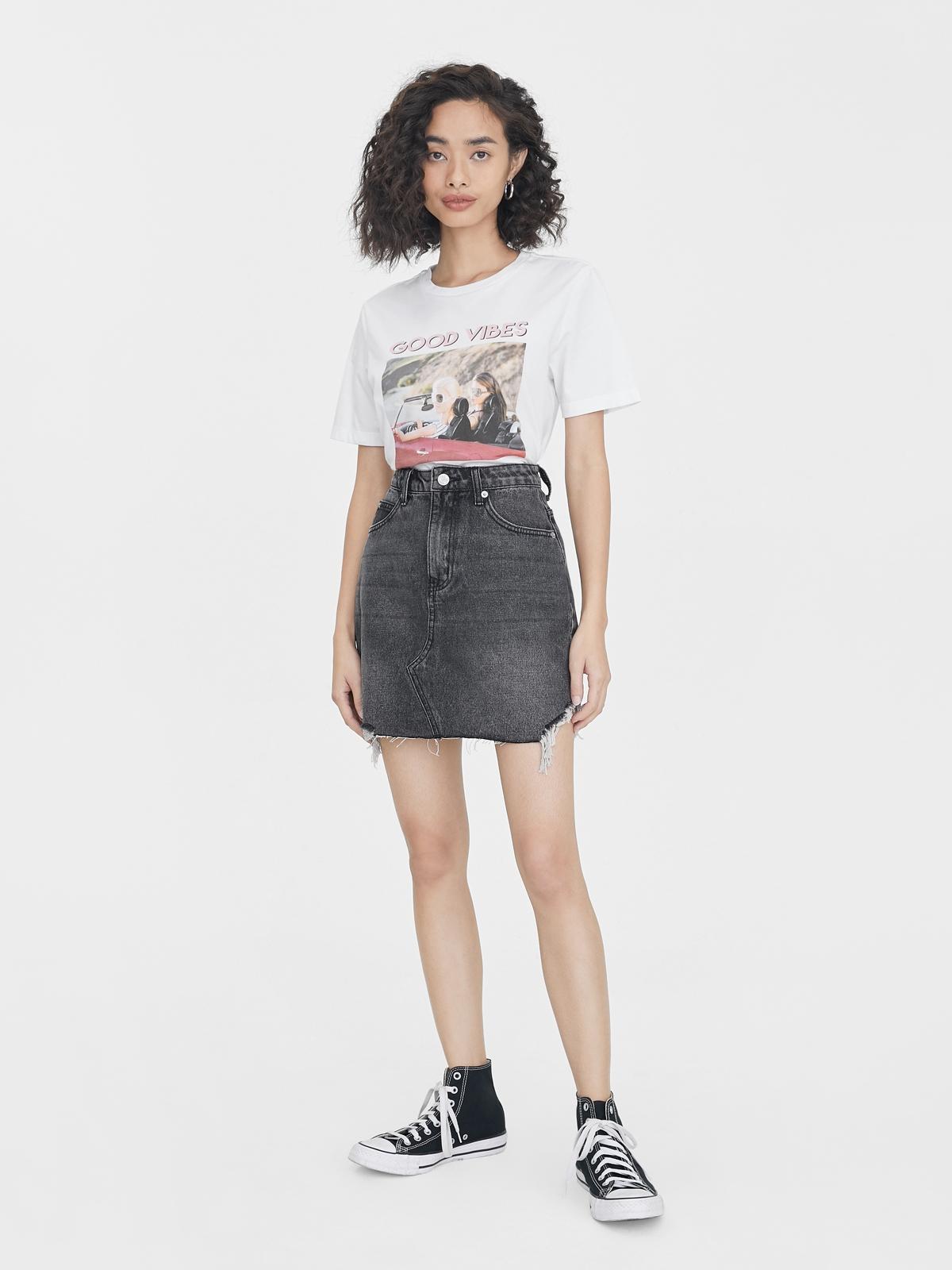 Mini Frayed Hem Denim Skirt - Black